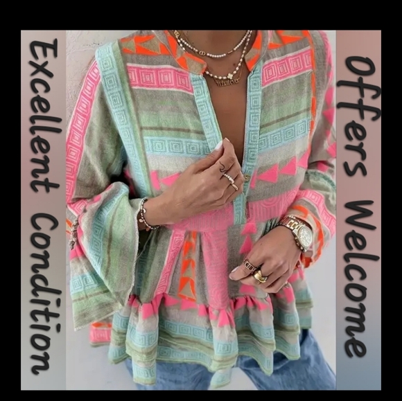 Vibrant Multicolor Women's Blouse. Excellent Condition NWOT Size SMALL - Picture 5 of 13